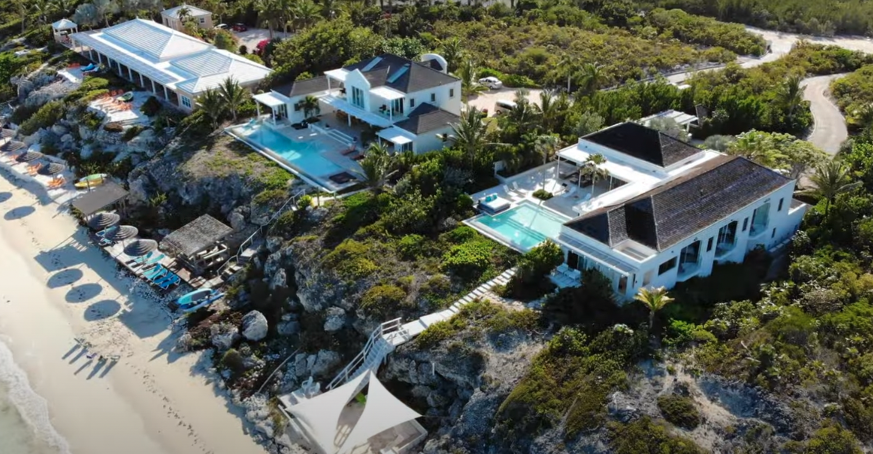 Ocean Waves Place - Image 31